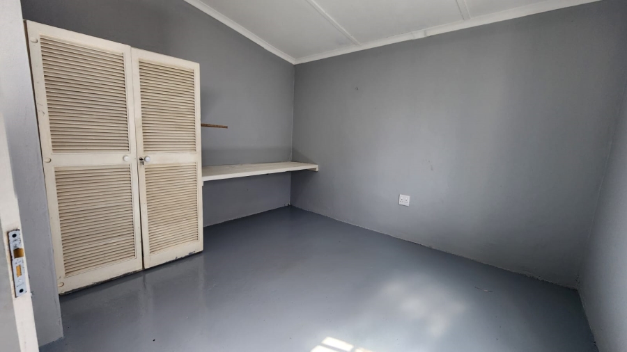 To Let 4 Bedroom Property for Rent in Joostenberg Western Cape